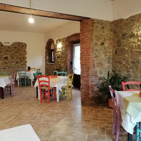 La Quinta Decima Bioagriturismo ファームステイ Fattoria Spedaletto